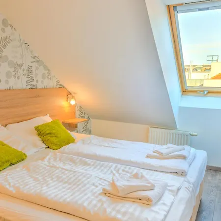 Aparthotel Center *